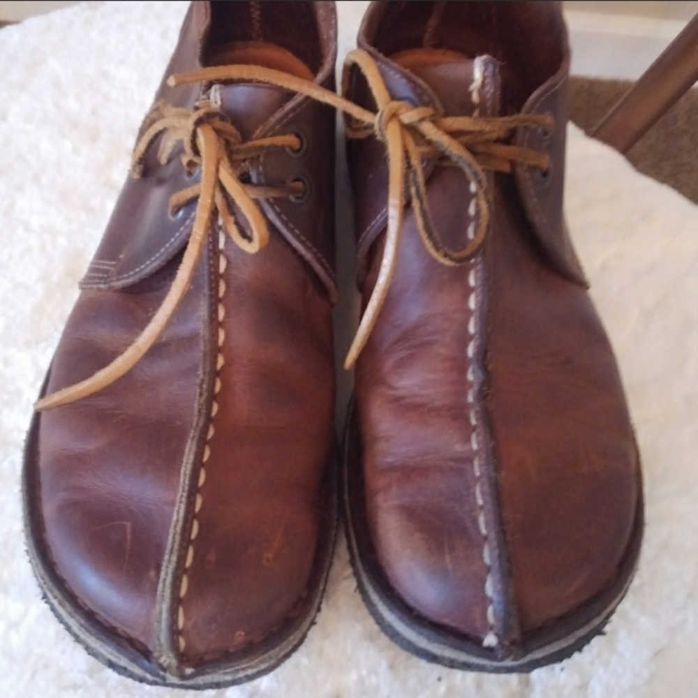 Clark’s. Men’s 7. Excellent condition.
